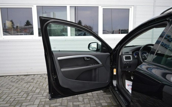 Volvo V70 cena 33900 przebieg: 170400, rok produkcji 2012 z Hrubieszów małe 742